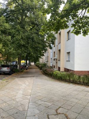 Schöne zwei Zimmer Wohnung in Berlin, Schmargendorf - provisionsfrei (Wilmersdorf)