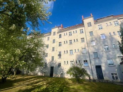 Bezugsfrei:  4-Zimmer Maisonette-Wohnung mit Balkon in Berlin-Tempelhof zu verkaufen