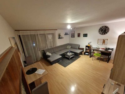 Gemütliche 2-Zimmer-Wohnung mit Balkon für Singles oder Paare – perfekt für ein komfortables Wohnen"