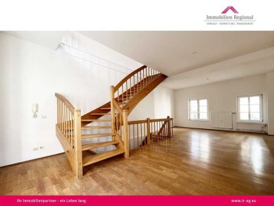 Mietrarität: Turmwohnung in Nähe des Neuen Schlosses!