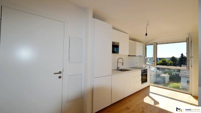 Neue Dachterassen-Wohnung, Erstbezug mit Tiefgaragenplatz