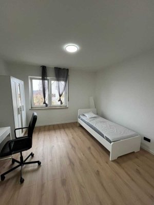 Moderne WG-Zimmer in Toplage - voll möbliert & sofort bezugsfrei