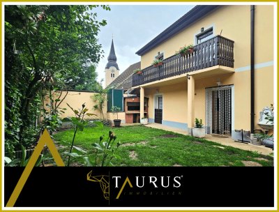 Saniertes Stadthaus mit lauschigem Innenhof, viel Lagerplatz, gute Infrastruktur