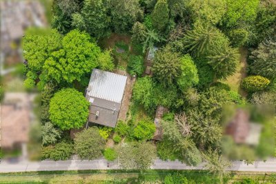 Wien-Penzing: Villa auf 2333 m² großem parkähnlichem Baugrundstück mit absoluter Privatsphäre und idyllischer Ruhe