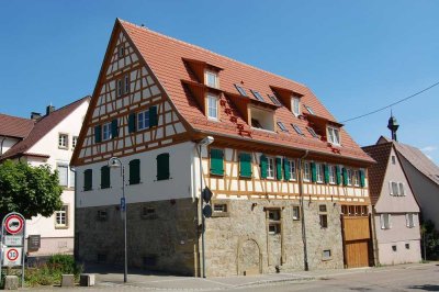 Attraktive und freundlich helle 2-Zimmer-Wohnung in charmantem Fachwerkhaus