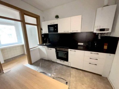 3-Zimmerwohnung im 1. Stock mit Lift - 2-er WG geeignet!