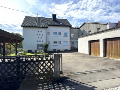 OBJEKTENSEMBLE IN LEINFELDEN - 3 FAMILIENHAUS + EINFAMILIENHAUS + WIRTSCHAFTSGEBÄUDE (BAUPLATZ)