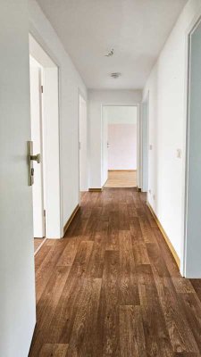Modern sanierte Wohnung, sofort bezugsfertig!