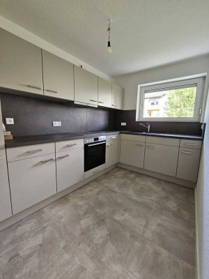 2-Zi.-EG-Wohnung zu vermieten - Erstbezug nach Renovierung inkl. EBK!