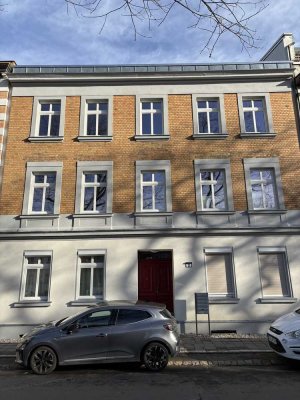 Gepflegte, sanierte 1-Raum-Wohnung zu vermieten.