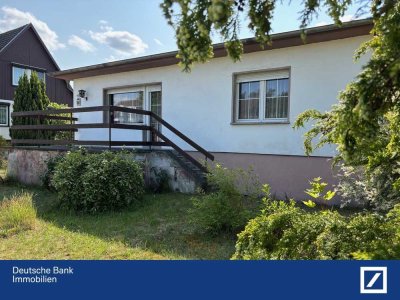 Neuer Preis -  Charmanter Bungalow mit Vollkeller &Nebengelass