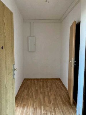 Da kommt man gerne nach Hause, gemütliche 2-Raum mit Balkon!
