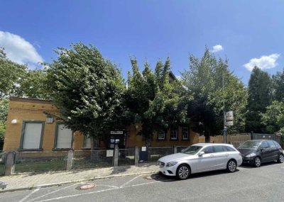 Großzügiges Haus mit Gastro/ 179 m² Wohnfläche in Frankfurt-Sindlingen