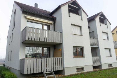Regensburg Süd-Ost, schicke Galeriewohnung mit Loggia, gut gepflegt und gut geschnitten. Am Biotop.