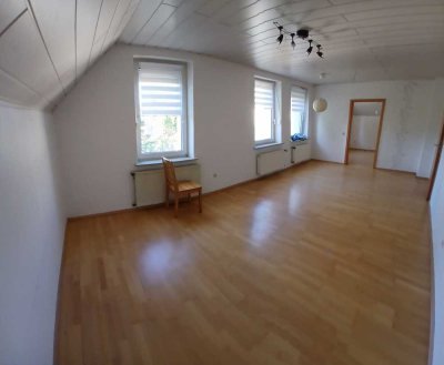 Schöne helle Altbauwohnung für 2-3 ruhige Personen  (Nichtraucher) in Bielefeld
