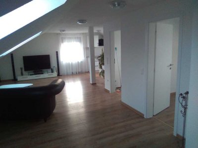 Schöne vier Zimmer Wohnung in Zollernalbkreis, Balingen / Schulzentrum Längenfeld.