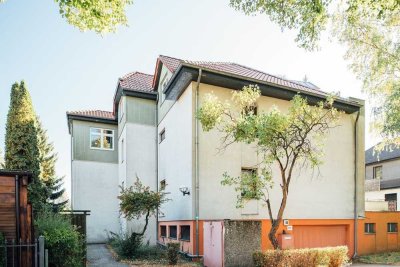 Charmante 3-Zimmer-Wohnung mit viel Potenzial in ruhiger Lage von Lichtenrade zu vermieten!