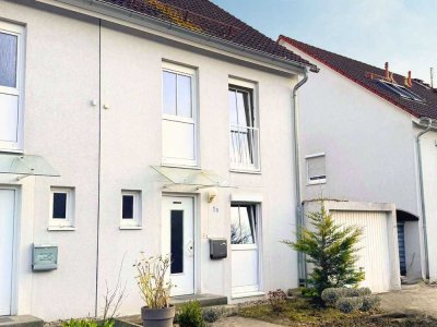 Viel Platz für die Familie: Bezugsfreie DHH mit Garten in schöner Lage von BT-Oberkonnersreuth