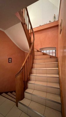 +++ TRAUMHAFTES EINFAMILIENHAUS MIT POTENZIAL ZUR UMWANDLUNG IN EIN DREI-FAMILIENHAUS IN EDINGEN +++