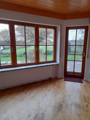 Attraktive 2,5-Raum-EG-Wohnung mit EBK und Balkon in Horb-Betra