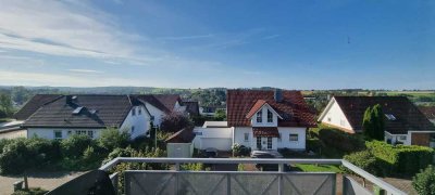 Helle 2-Zimmer Dachgeschosswohnung in Laubach mit Balkon