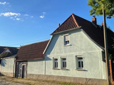 Großes "Handwerker Haus" mit Garten in Freckleben