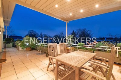 Riesige Dachterrasse, Kamin & Alsterblick: Ihr neues Zuhause in Bestlage.
