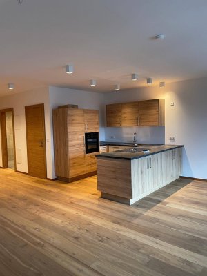 Moderne 3-Zimmer Wohnung mit Balkon und Tiefgarage in Walchsee