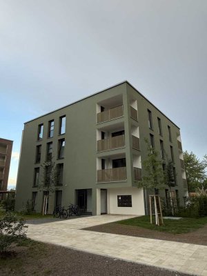Erstbezug: stilvolle Neubauwohnung 2-Zimmer mit Balkon, EBK und Tiefgaragenstellplatz in Leinfelden