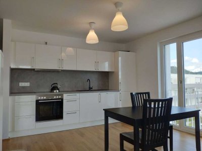 Stilvoll & Gehoben: Helle 60m² Wohnung mit Loggia und Einbauküche in Trier
