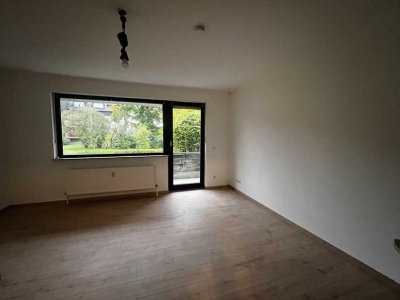 RENOVIERTE ERDGESCHOSSWOHNUNG MIT TG-STELLPLATZ