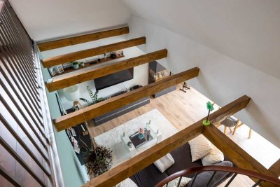 *** E-KLASSE "D" - WOHNUNG IM OG über 2 EBENEN im MFH mit 4 PARTEIEN - STELLPLATZ - GR. BALKON ***