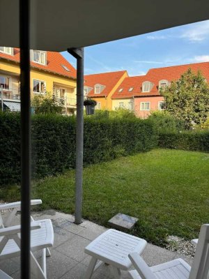 Wohnen mit Terrasse & Grün: 2-Zimmer-Erdgeschosswohnung in Schwandorf