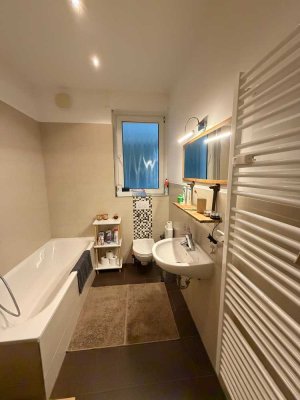 Stilvolle kernsanierte Altbauwohnung in Offenbach am Main mit Gartenmitbenutzung