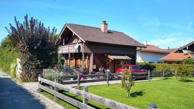 681 qm Grundstück mit liebevollem Haus in Raubling: 729000 € - 60 m² - 3.0 Zi.