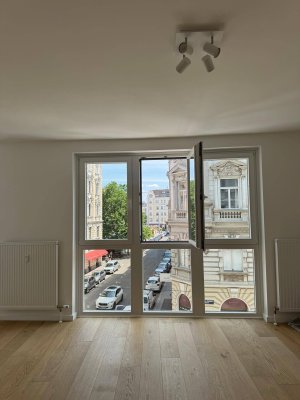 Short-Term Rental (1–6 Months)