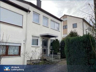 1-Familienhaus m. Garten, Garage u. Balkon, kurzfristig beziehbar