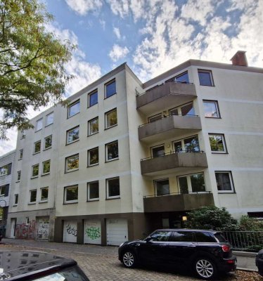 Neustadtscontrescarpe | 3-Zimmer-Hochparterre-Wohnung mit Loggia und Aufzug