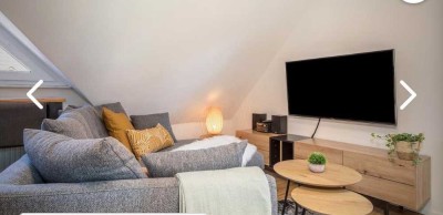 Stilvolle, voll ausgestattete 2,5 Zimmerwohnung in ruhiger Lage von Weingarten
