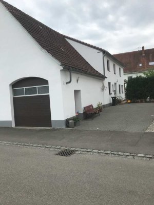 5-Zimmer-Einfamilienhaus in Setzingen mit großer Garage