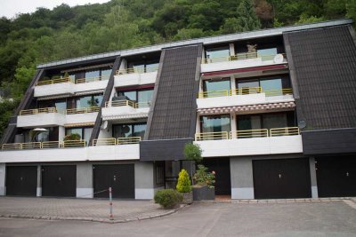 Charmante 2-Zimmer Wohnung im 1. OG, frisch renoviert in Bad Münster am Stein-Ebernburg
