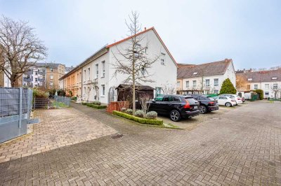 Schönes Reihenhaus mit Garten und Stellplatz in ruhiger, familienfreundlicher Lage in der Stadtmitte
