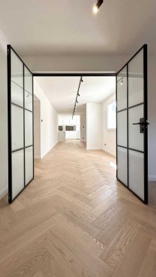 Penthouse Alt-Oberkassel / 2
Südbalkone / Erstbezug / Direkt vom Eigentümer Wildenbruchstraße 7