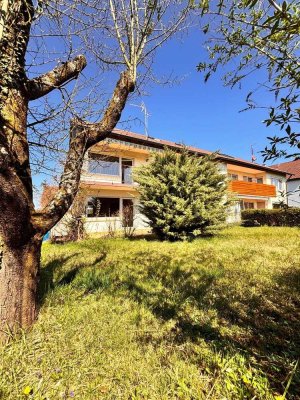 Zweifamilienhaus mit Feldrandblick – großes Potenzial in begehrter Lage von Marbach am Neckar