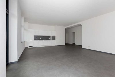 Wohnen im Kulturdenkmal ! Wunderschöne 4-Zimmer-Wohnung mit moderner Ausstattung inkl. Einbauküche