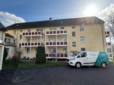 Helle 3,5 Zimmer Wohnung mit Balkon im 2.  Obergeschoss