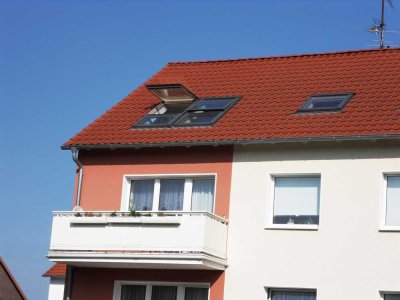 Sonnige und ruhige DG-Wohnung in Groß-Ellershausen