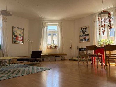Weitläufige Kapitalanlage in Altlindenau: 4-Zimmer, EBK, 4,6% Rendite!