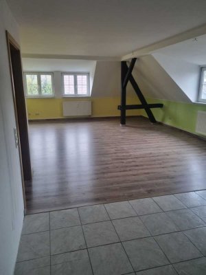 großzügige 3-Zimmer-Wohnung in Ulbersdorf