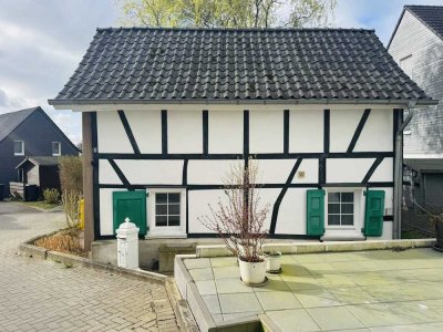 Traumhaftes „Loft“-Fachwerkhäuschen in Solingen Höhscheid